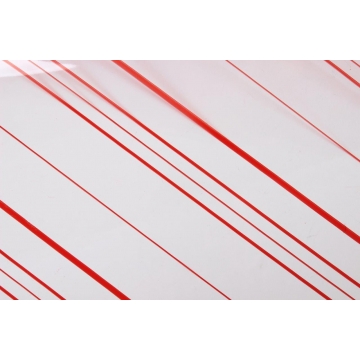 Transparentní celulózový celofán na roli dekor červené pruhy, 30 mikronů.
